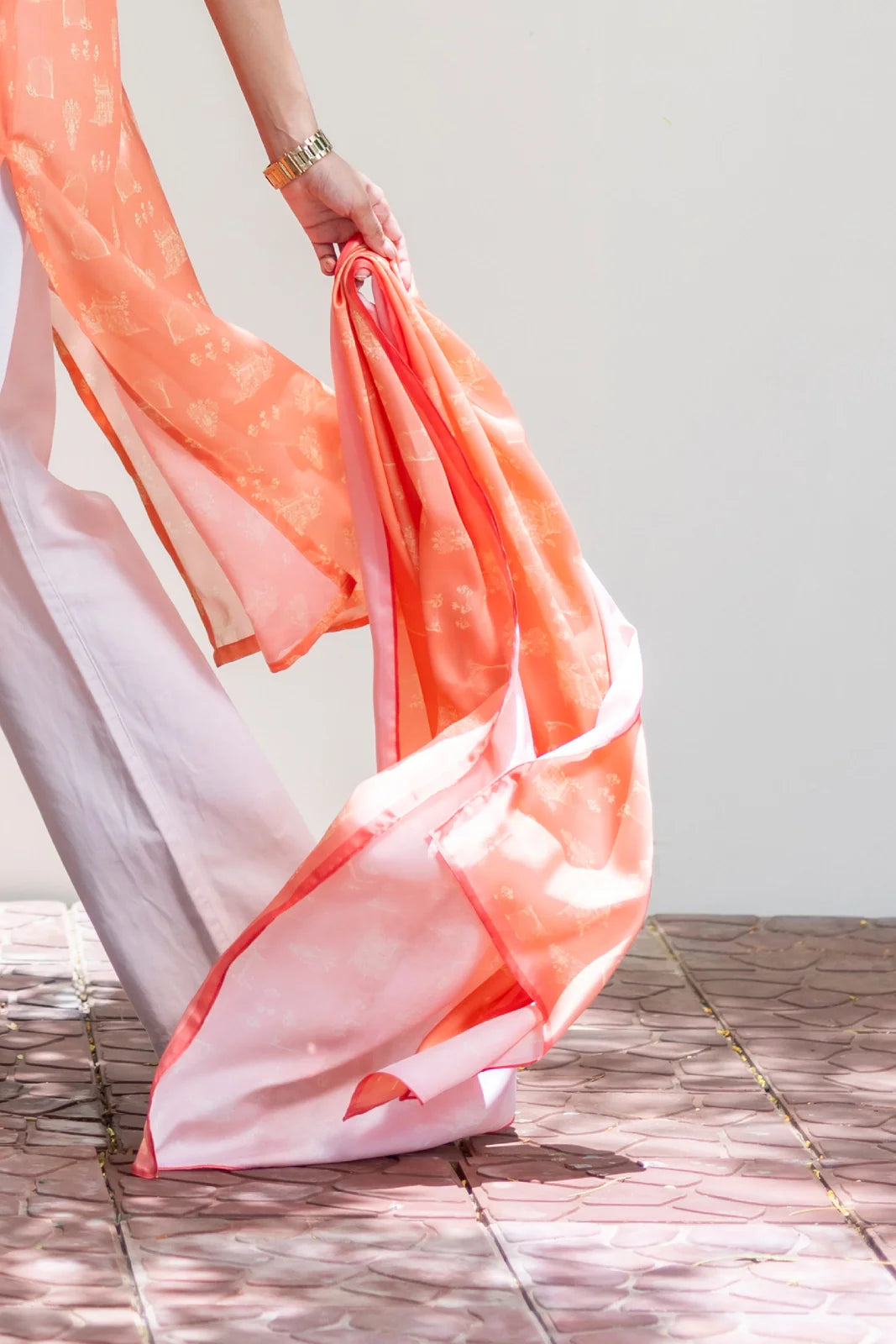 The Mughal Scarf - Peach